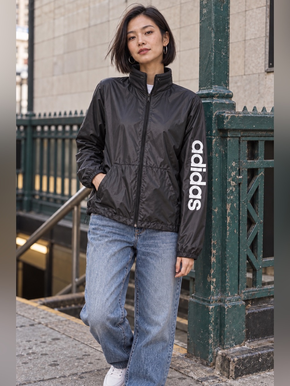 adidas Black Full Zip Windbreaker Jacket White Sleeve Logo Women’s Small
